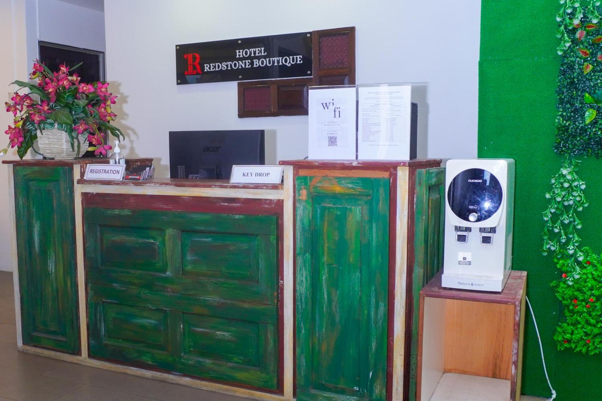 Hotel Redstone Boutique